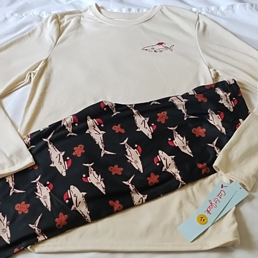 NWT Cat&Jack Holiday Pajama Set